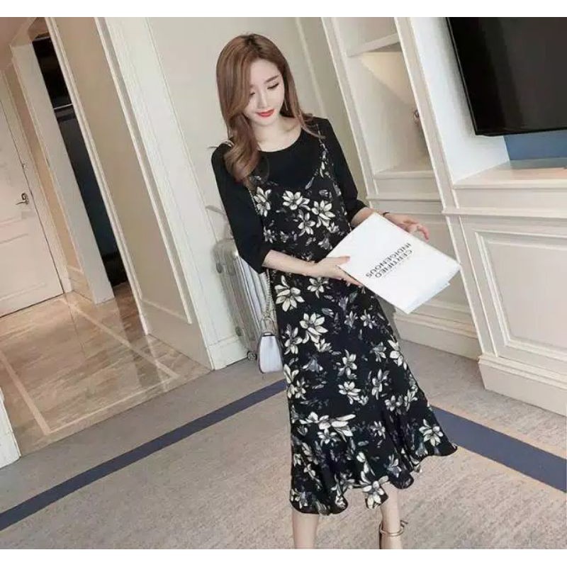 Midi Dress Tank Top Hitam Motif Bunga