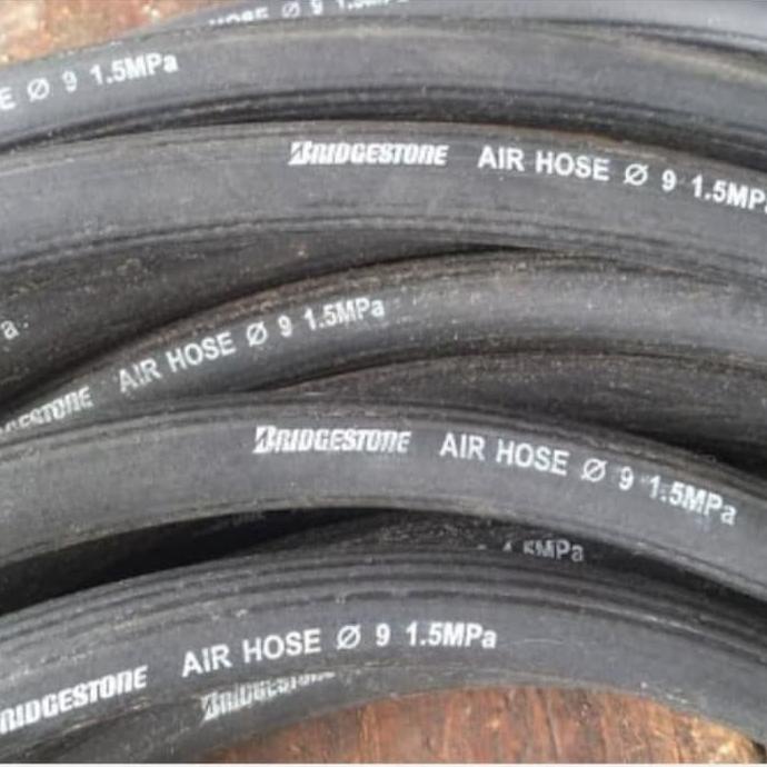 

Bridgestone Air Hose Uk. 3/4" Thailand / Quantity 1 Roll = 50M Sag517