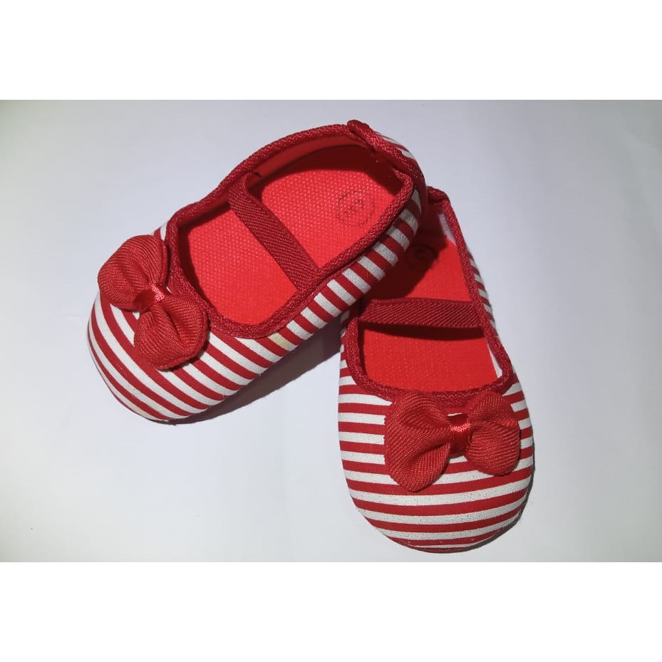 Sepatu Bayi prewalker Sepatu bayi Baru Lahir Usia 1 sampai 12 bulan Warna Random Fita Depan