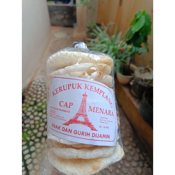 

Kemplang khas Lampung