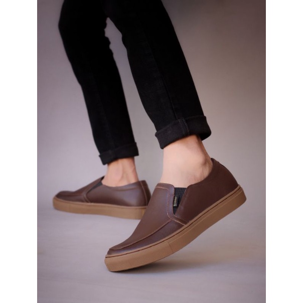 Paciente footwear | Sepatu slip on pria original sepatu kulit asli hangout santai tanpa tali cevany