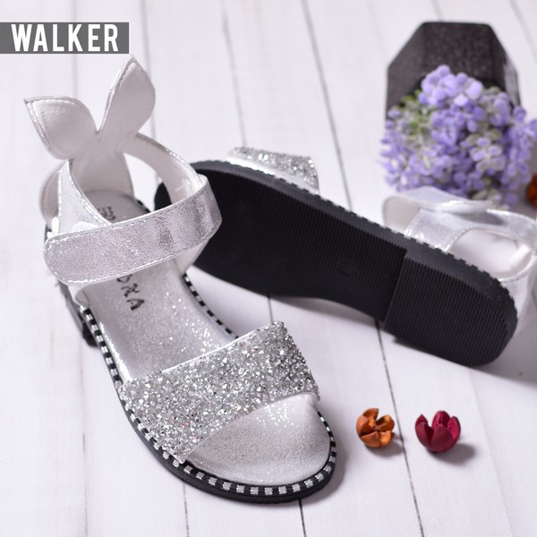 

RECOMENDED TERLARIS Sepatu Anak Walker Import Lucu Kualitas OK 100 KMW072 Silver