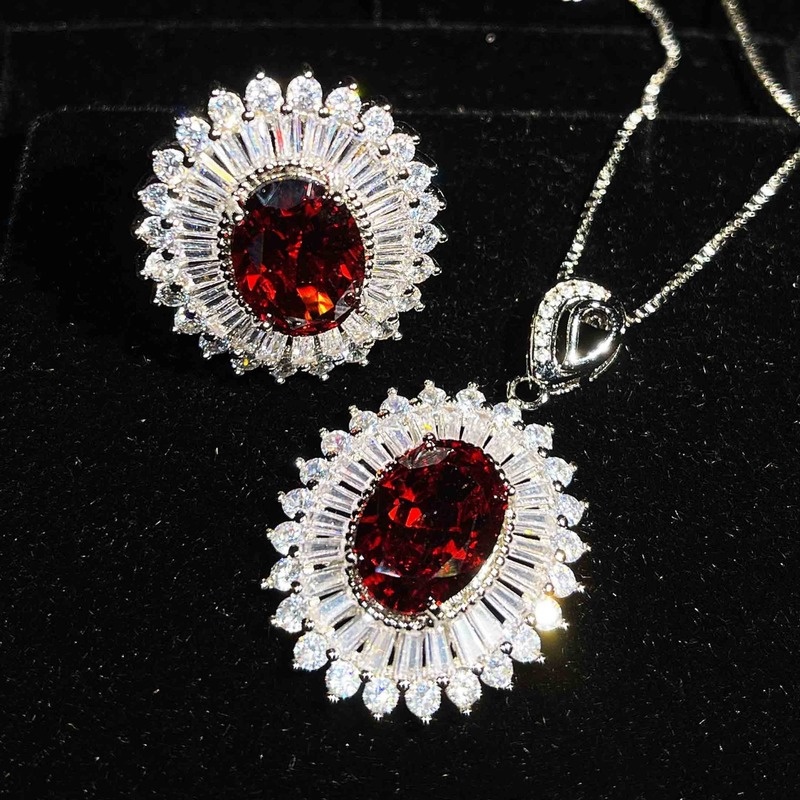 New Luxury Full Zirconium Ruby Necklace