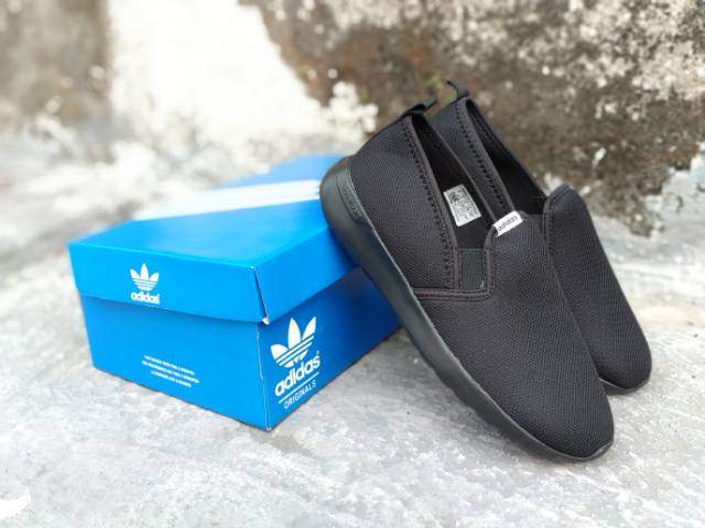 SEPATU PRIA ADIDAS CLOUDFOAM SEPATU SLIP ON COWOK CASUAL MADE IN VIETNAM