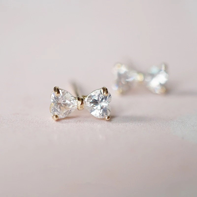 Anting Tusuk Lapis Emas 14K Desain Pita Hati Hias Cubic Zirconia Untuk Wanita