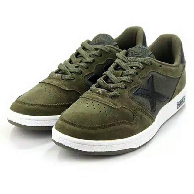 SEPATU X MUNICH ARROW 01 KAKI NEGRO