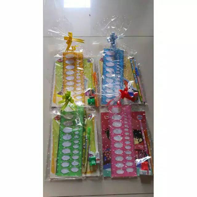 

Paket alat tulis buku stationery set souvenir ulang tahun anak