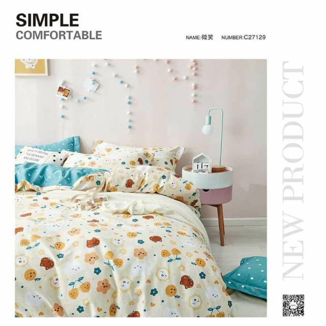 Seprei katun Jepang bunga krem kecil