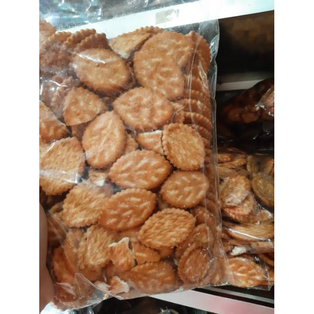 

Biskuit sabena daun 250gr