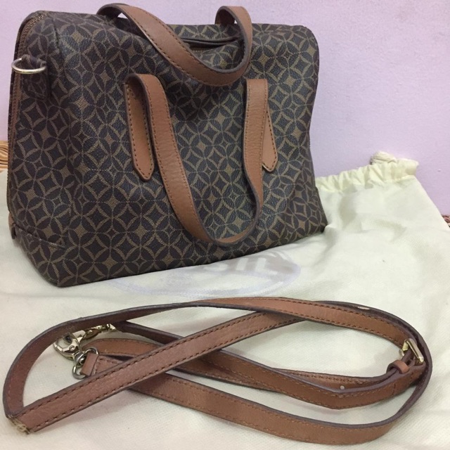 * PRELOVED * FOSSIL SYDNEY SATCHEL MULTI SIGNATURE FAMILY - AUTHENTIC ORIGINAL LENGKAP DUSTBAG
