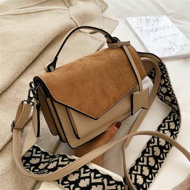 READYKODE LT81711 TASSELEMPANG IMPORT MURAH NEWARRIVALBAGUSS DJ3233 LT1711 1711 3233 LUPY3233 BQ2646