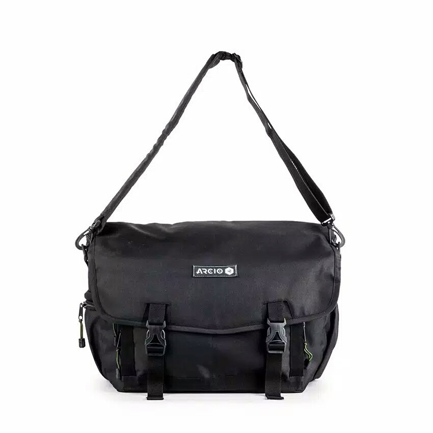 DELTA BLACK - Tas Slempang Messenger Multifungsi Sling Bag Pria Wanita Slingbag