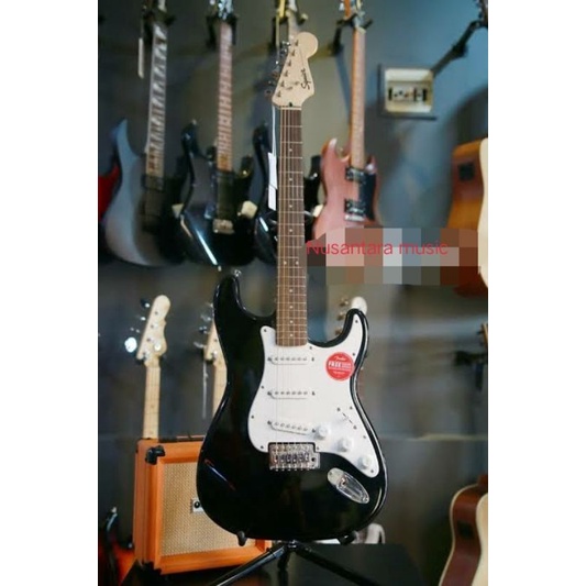 Gitar Electric Squier Stratocaster Tremolo