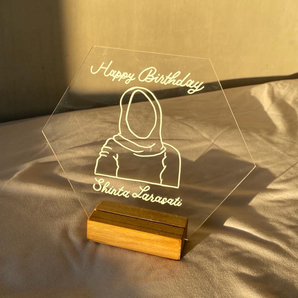 

Customized Acrylic Sign | Acrylic Lettering | QELSTUFF Kado Wisuda, Ulang Tahun, Pernikahan