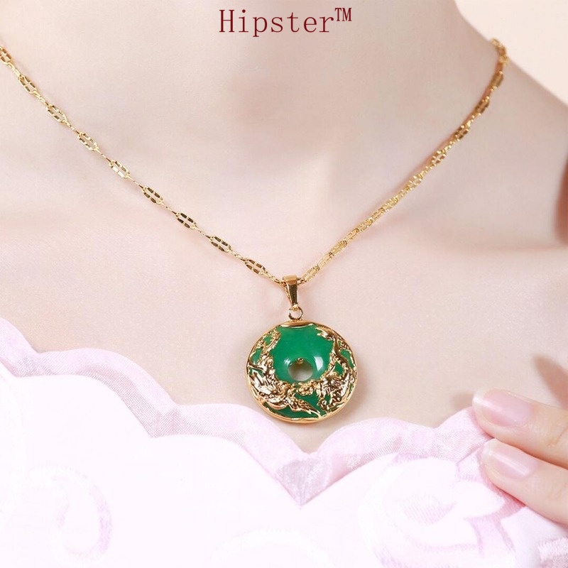 Vintage Classic Auspicious Luxury Dragon and Phoenix Shape Emerald Gold Pendant Necklace