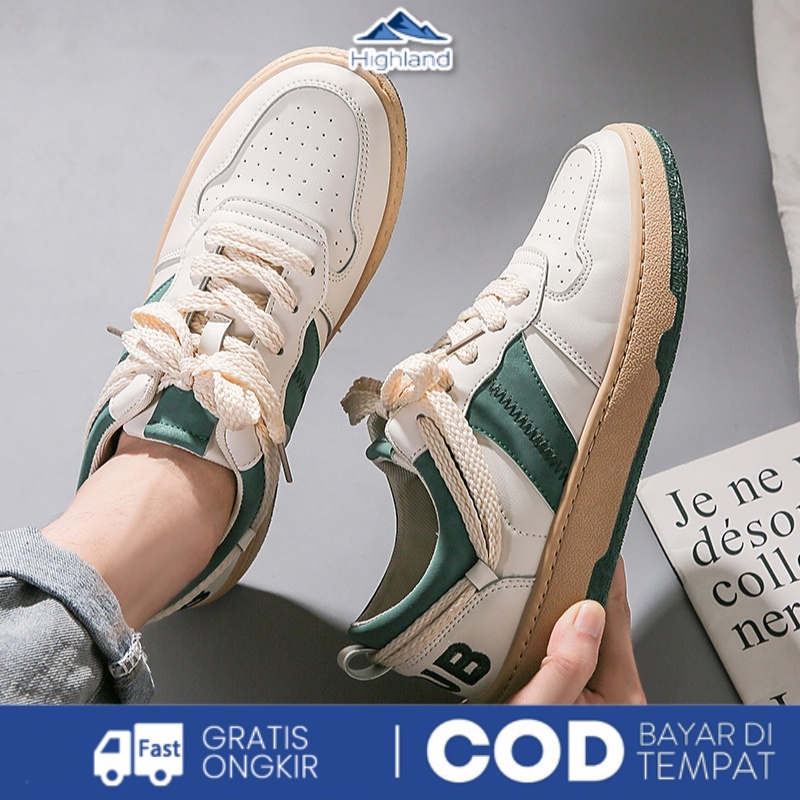 Highland Sepatu Sneakers Pria Casual Sepatu Tali Bahan PU Ringan Nyaman Sepatu Keren Sepatu Olahraga Running Sport Shoes  KSC107