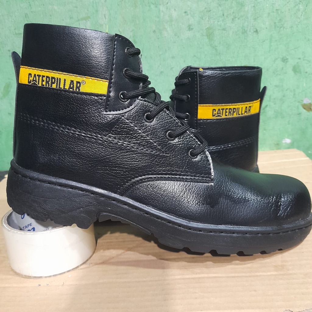 Safety shoes Caterpillar safety boots bromo warna hitam suede