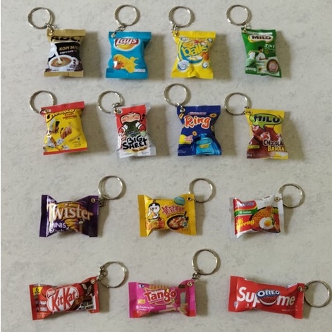 GANCI + PLASTIK Gantungan Kunci Unik Lucu Miniatur Snack Makanan Minuman Custom Lucu Souvenir Pesta Pernikahan Keren-1
