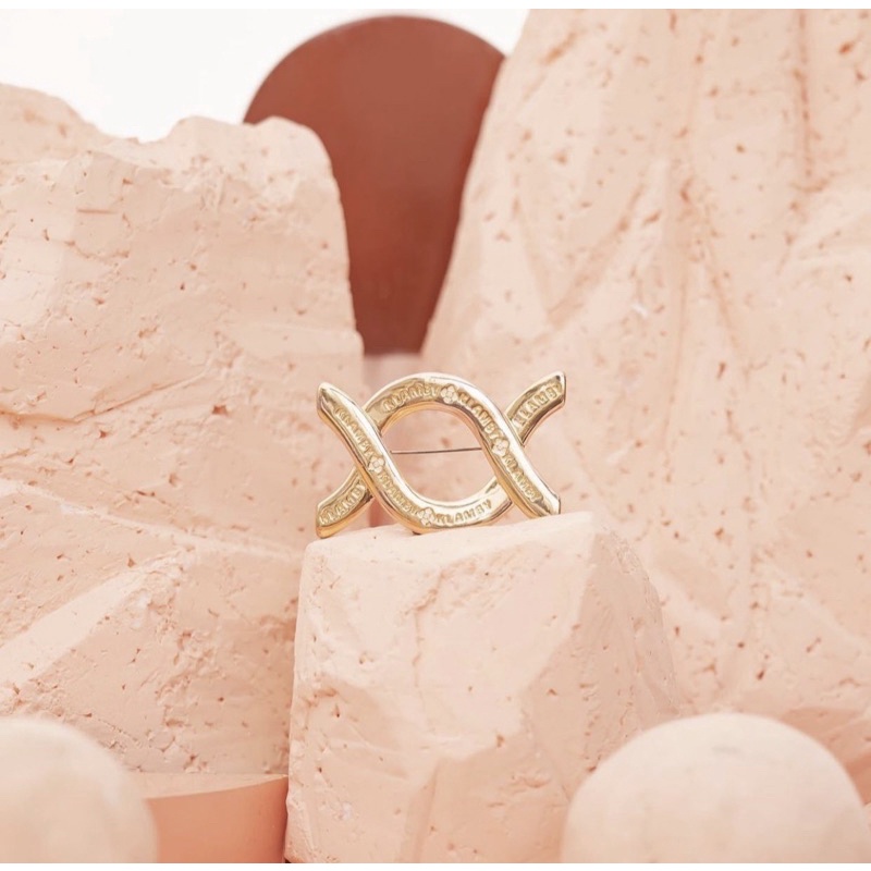 Monogram Brooch Wearing Klamby