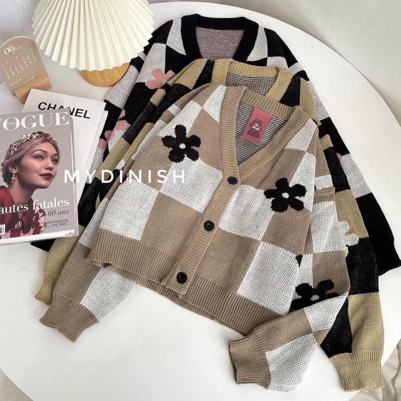 Livia Crop Bunga Cardy - Cardigan Wanita Terbaru