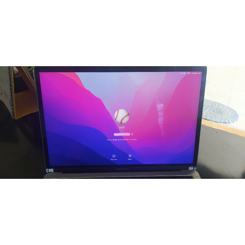 Macbook retina 2016 (touch bar)