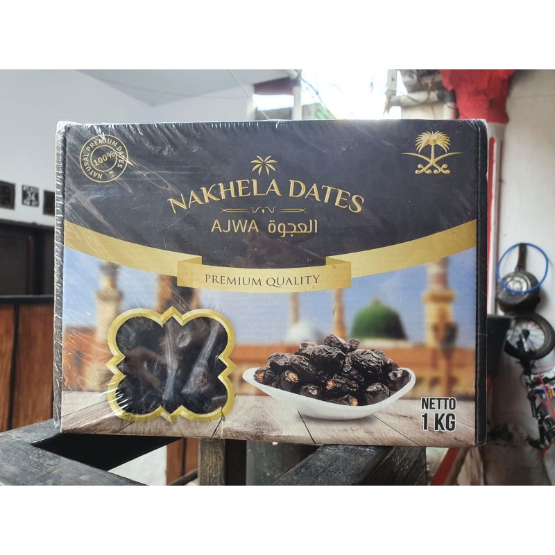 

Kurma Ajwa Asli Kualitas Premium 1 kg