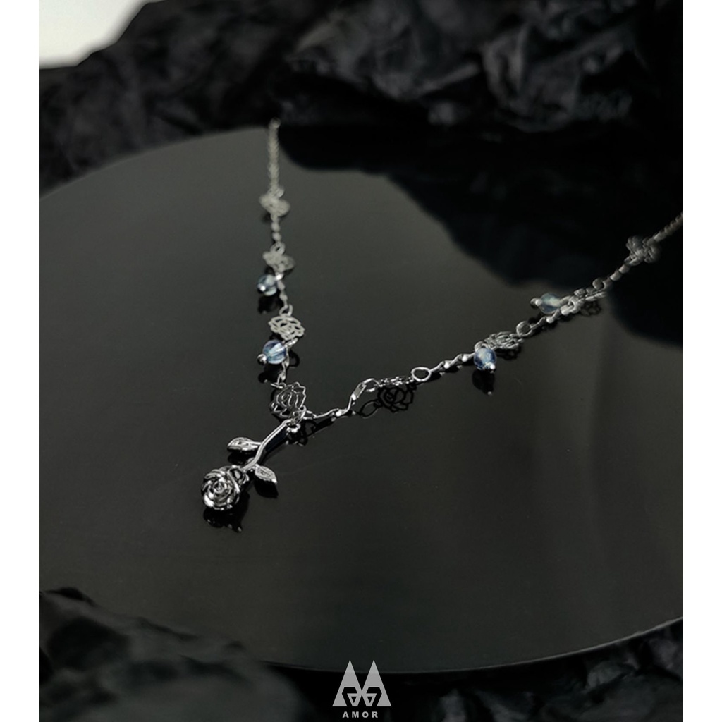 Kalung Rantai Klavikula Bahan stainless steel Gaya retro Perancis Untuk Wanita