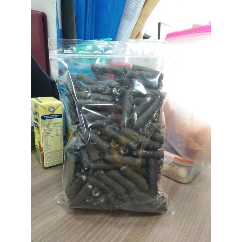 

Cemilan Twister Hitam, Coklat, Putih Kiloan Enak Murah Meriah Asli!