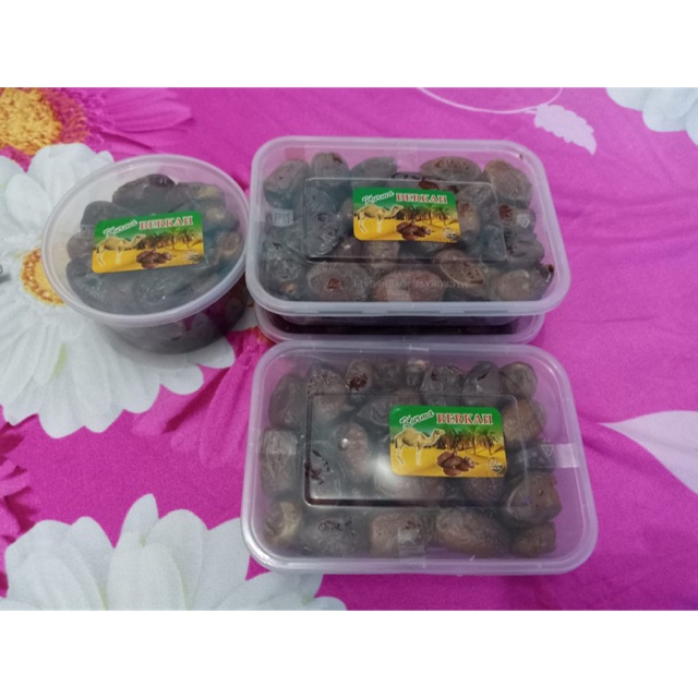 

Kurma berkah