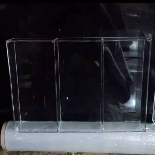 

Acrylic tempat uang 3 kotak