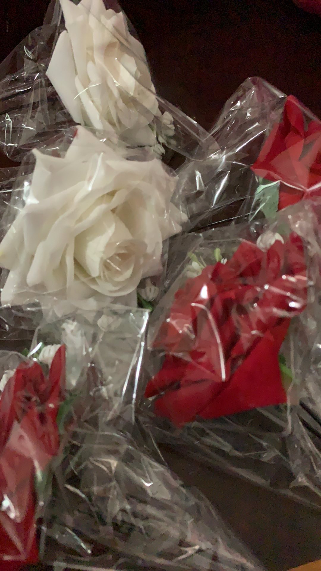 Cucuk Konde Mawar Mekar / Cucuk Pengantin Terlaris / Tusuk Bunga Mawar Bludru (diameter 10cm)