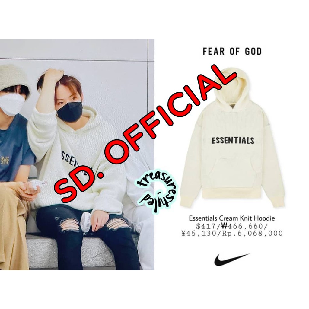 Jaket Hoodie Tresure Kim Jeongwoo Essetials besar didepan