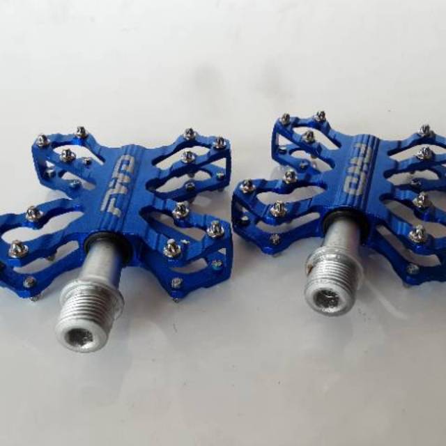pedal sepeda mtb alloy bearing butterfly fwd