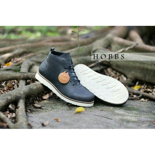 sepatu bradleys hobbs black
