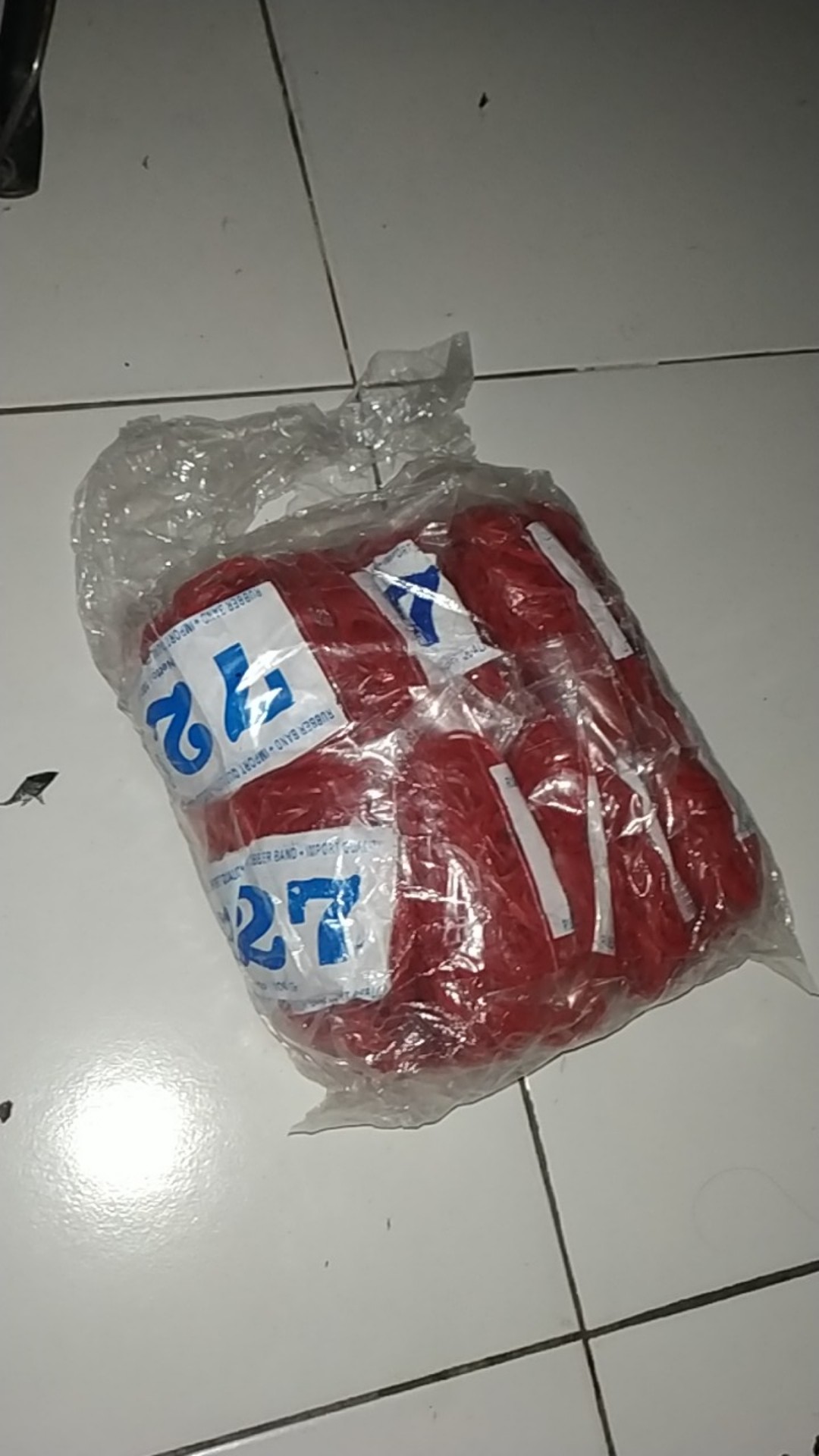 Karet Gelang Merah ( 100 Gram )