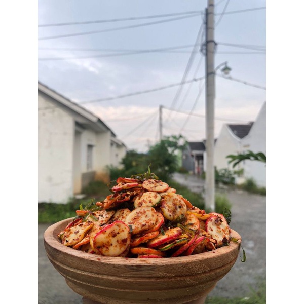 

KRUPUK SEBLAK GURIH