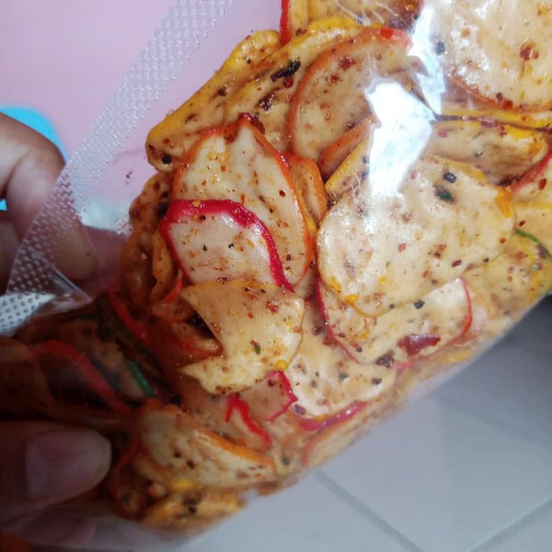 

Kerupuk seblak pedas
