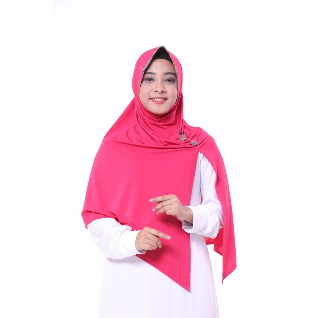 PABRIK HIJAB - Hijab/ Jilbab/ Kerudung Instan Belah Samping Yoland Stripe
