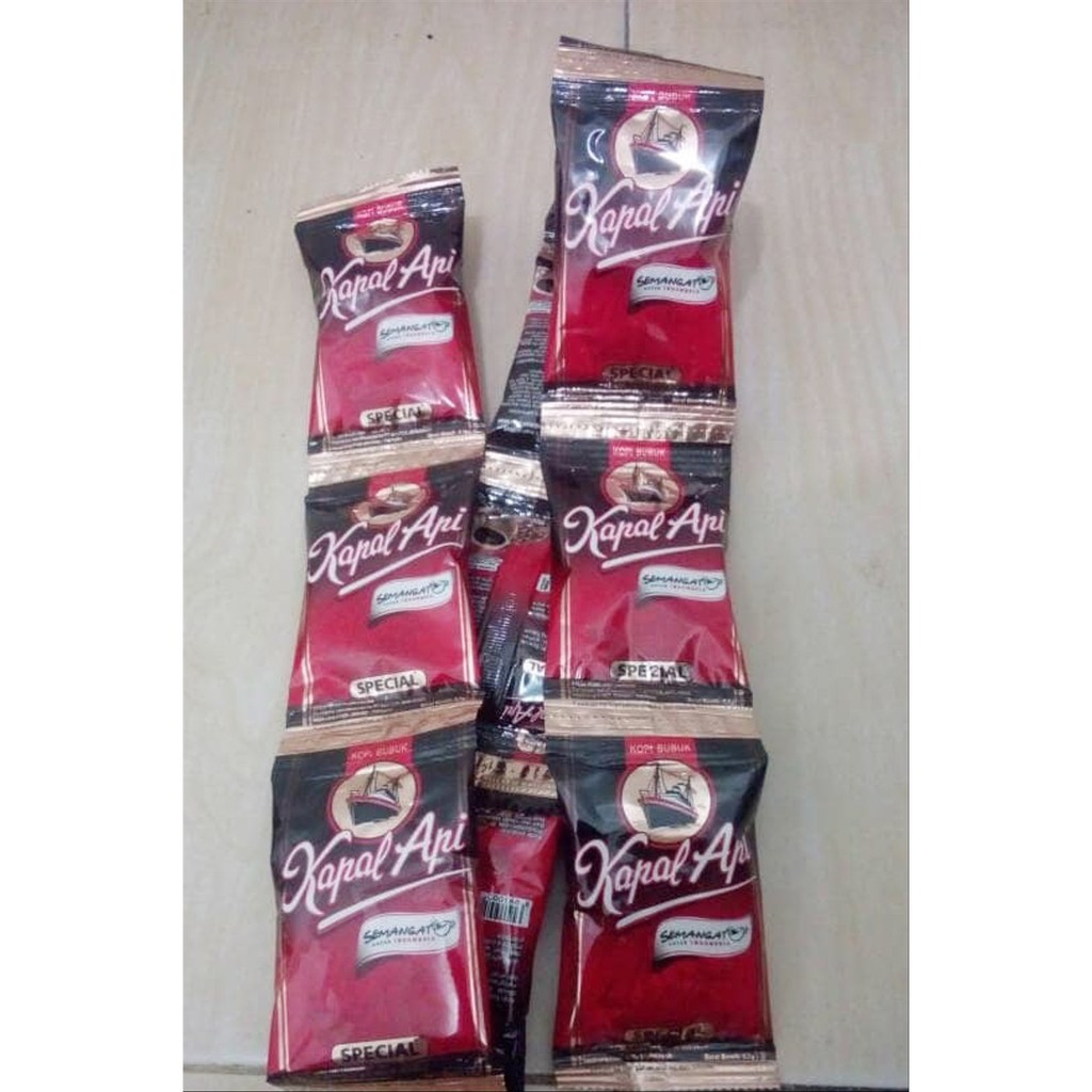 

Kapal Api Special Merah Kopi Bag (10 sachet Berat 6.5 Gram)