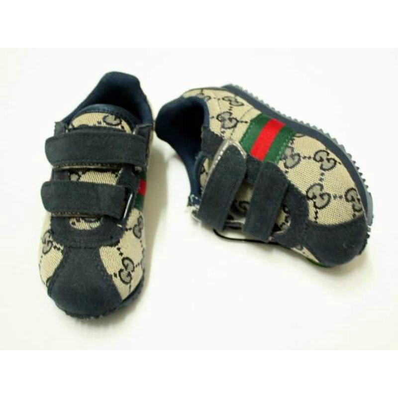 sepatu cowo Gucci 905 size 29