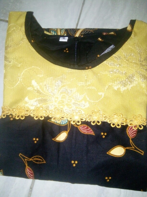 Batik Keluarga Dress Nagita Gold