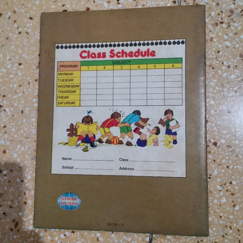 

Buku Tulis Sinar Dunia Nia Daniaty