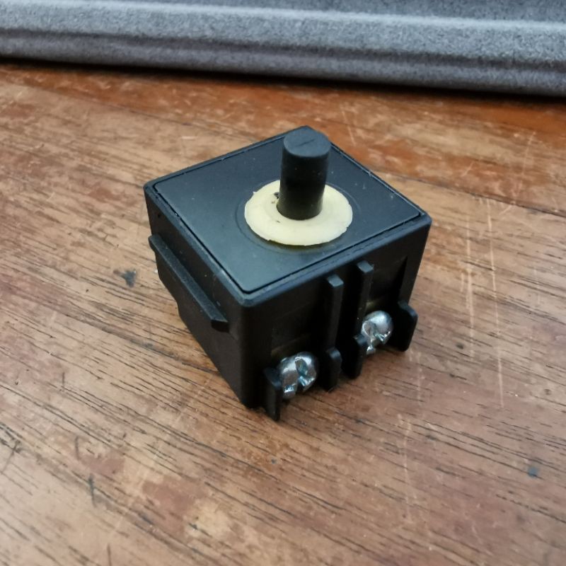 Saklar Mesin Mittersaw Modern M-3700 Switch Mitter Saw M3700 M 3700