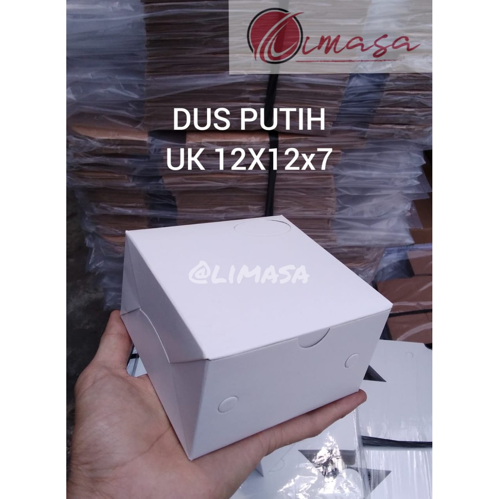 

DUS PUTIH POLOS UKURAN 12X12X7 isi 100pcs