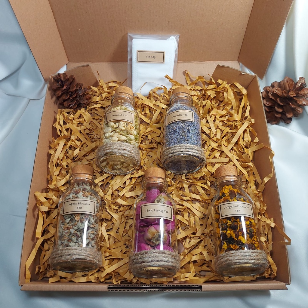

TEA HAMPERS GIFT SET HADIAH ULANG TAHUN PERNIKAHAN WISUDA BIRTHDAY WEDDING GRADUATION SOUVENIR UNIK MURAH - KEMASAN BOTOL 100 ML