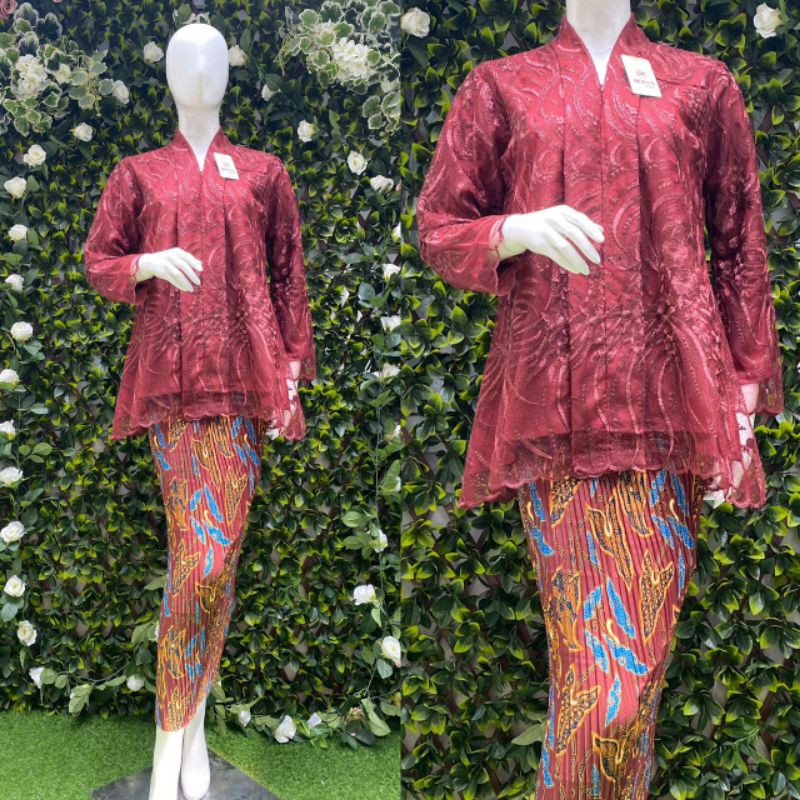 kebaya/kebayaremaja/kebayawisuda/kebayaterbaru/kebayabusui