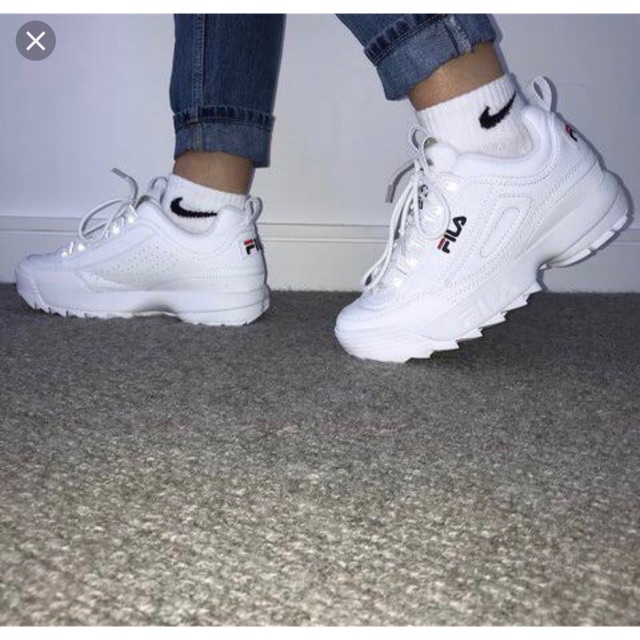 Fila disruptor 2 preloved original fila, bukan KW asli belinya di lotte mall