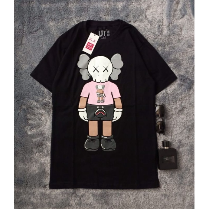 KAOS UNIQLO / TSHIRT UNIQLO x KAWS TOKYO PREMIUM DISTRO FULLTAG & LABEL TERMURAH-4