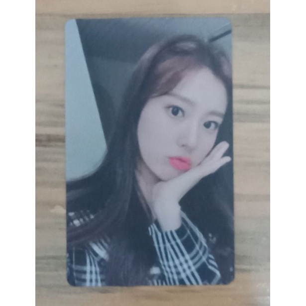 photocard pc poca damage kang hyewon izone coloriz solo