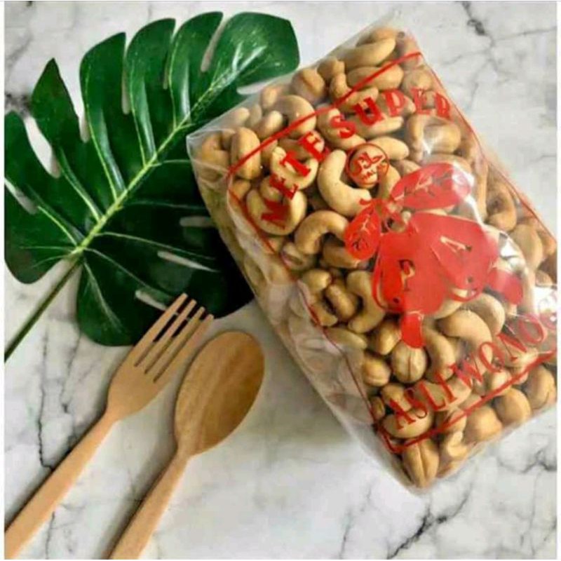 

Kacang Mede goreng asli Wonogiri netto 1000gram